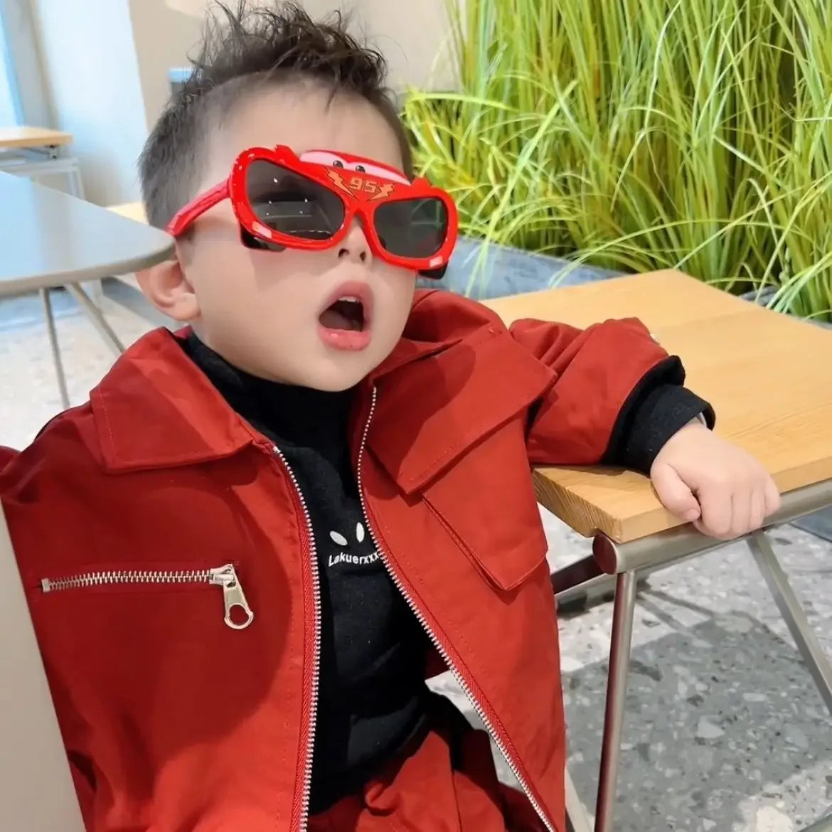 Lunette de Soleil Cars Enfant (Plusieurs Coloris)