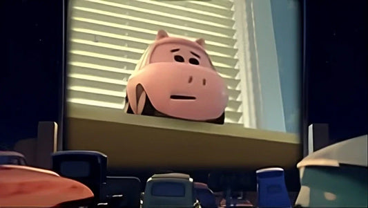 Hamm : Le Caméo “Toy Car Story” et le clin d’œil Pixar dans Cars