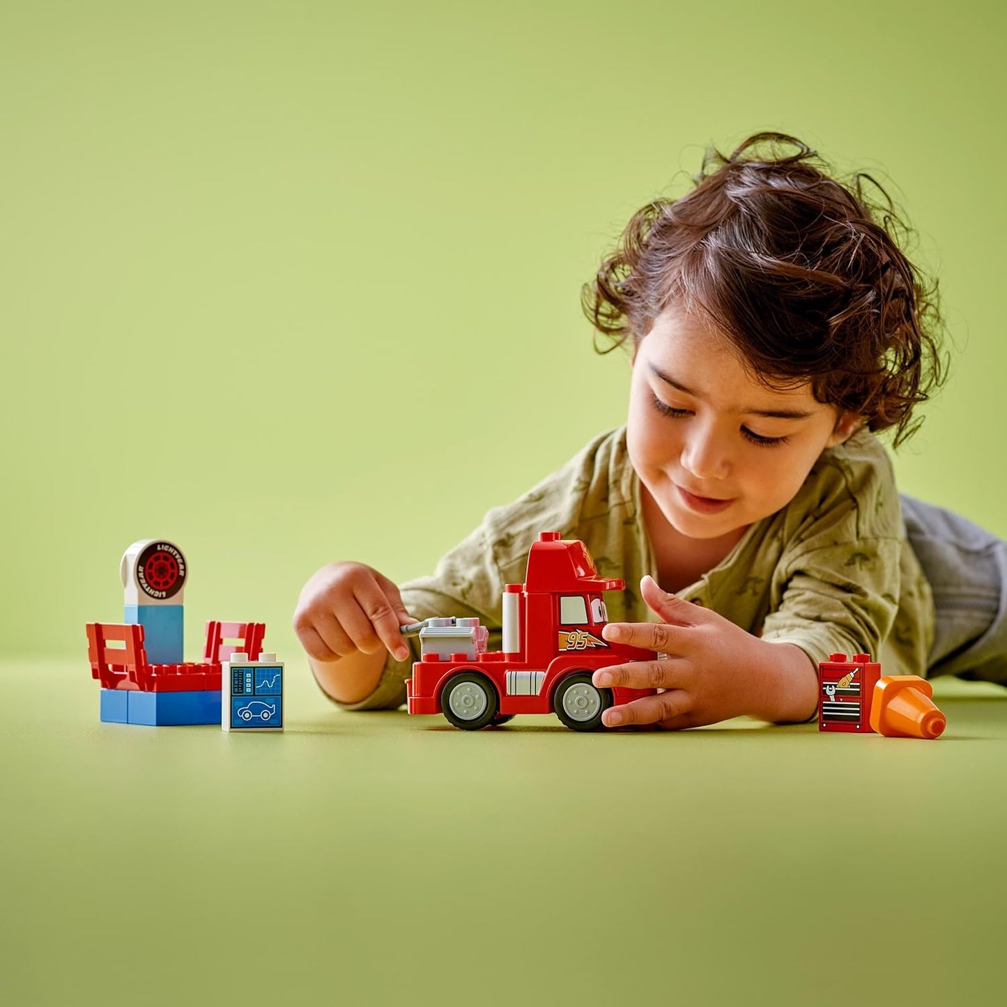 Lego Duplo Cars - Camion Mack et ses Accessoires