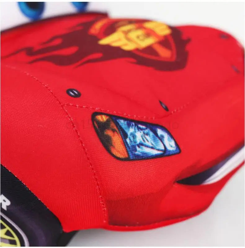 Peluche Flash McQueen avec Aileron