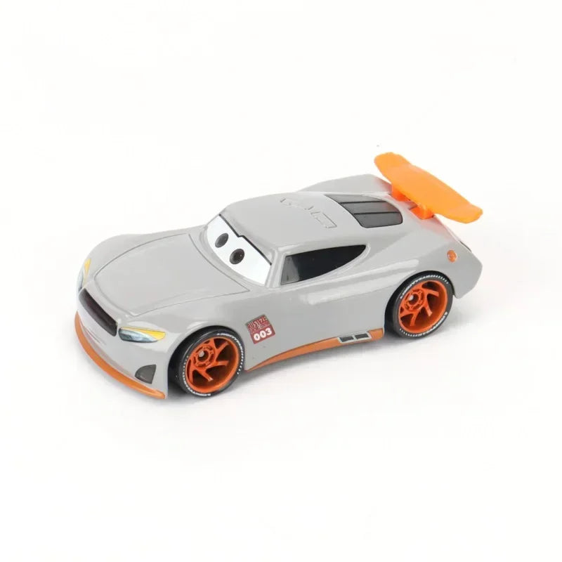 Voiture Cars 3 Stagiaire du Rust-Eze Racing Center No.003 - Aiden