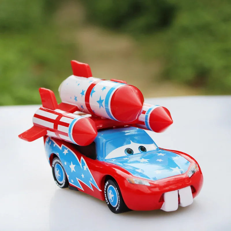 Voiture Cars Toon Rocket - Daredevil Ligthning McQueen with Teeth