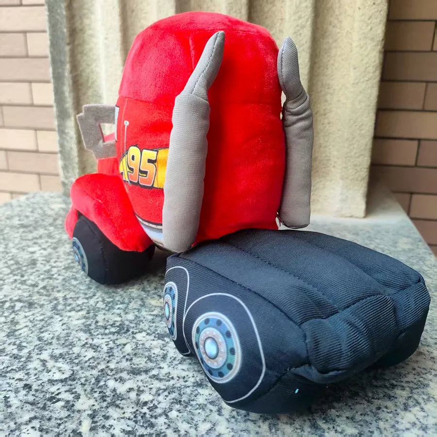 Peluche Cars - Mack le Camion - 25cm